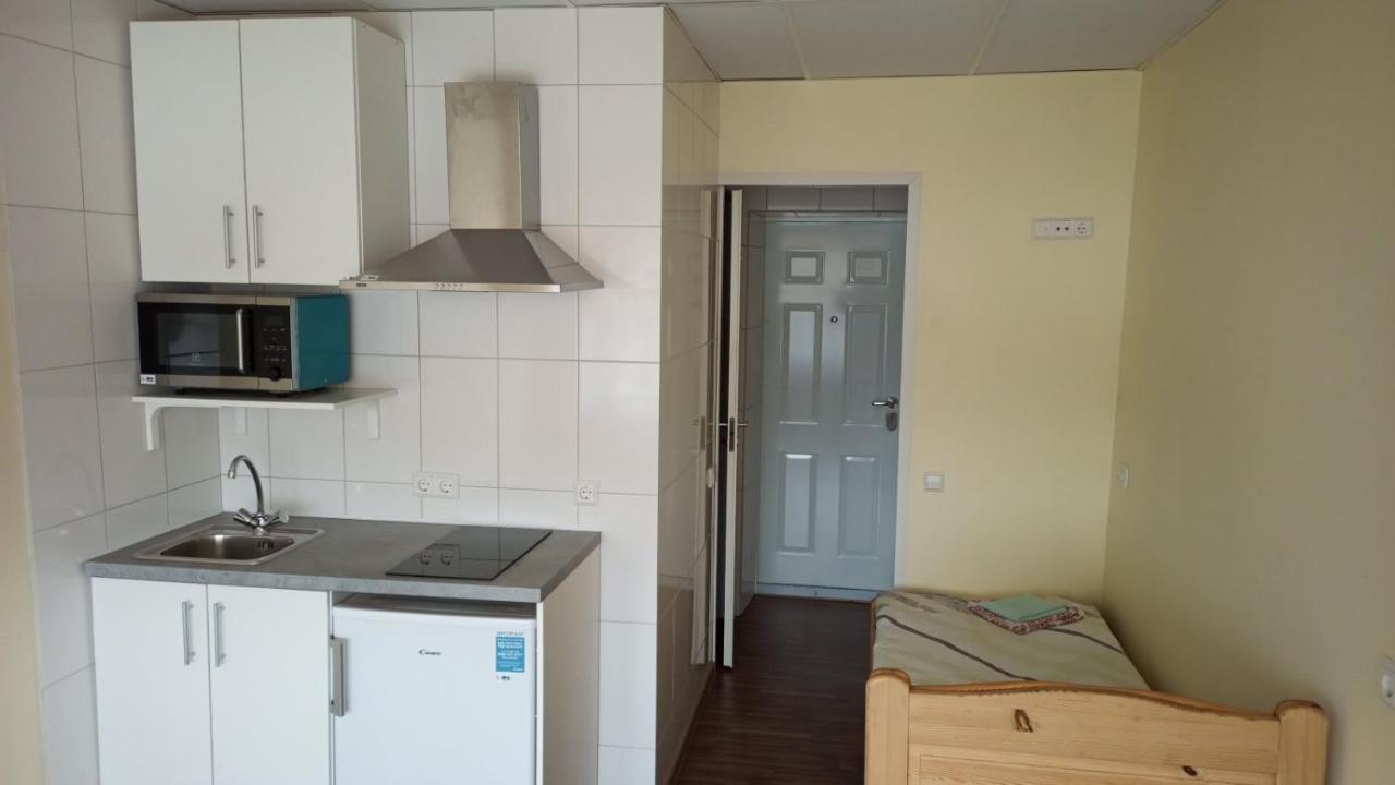 Hostel Nele Йигві Екстер'єр фото