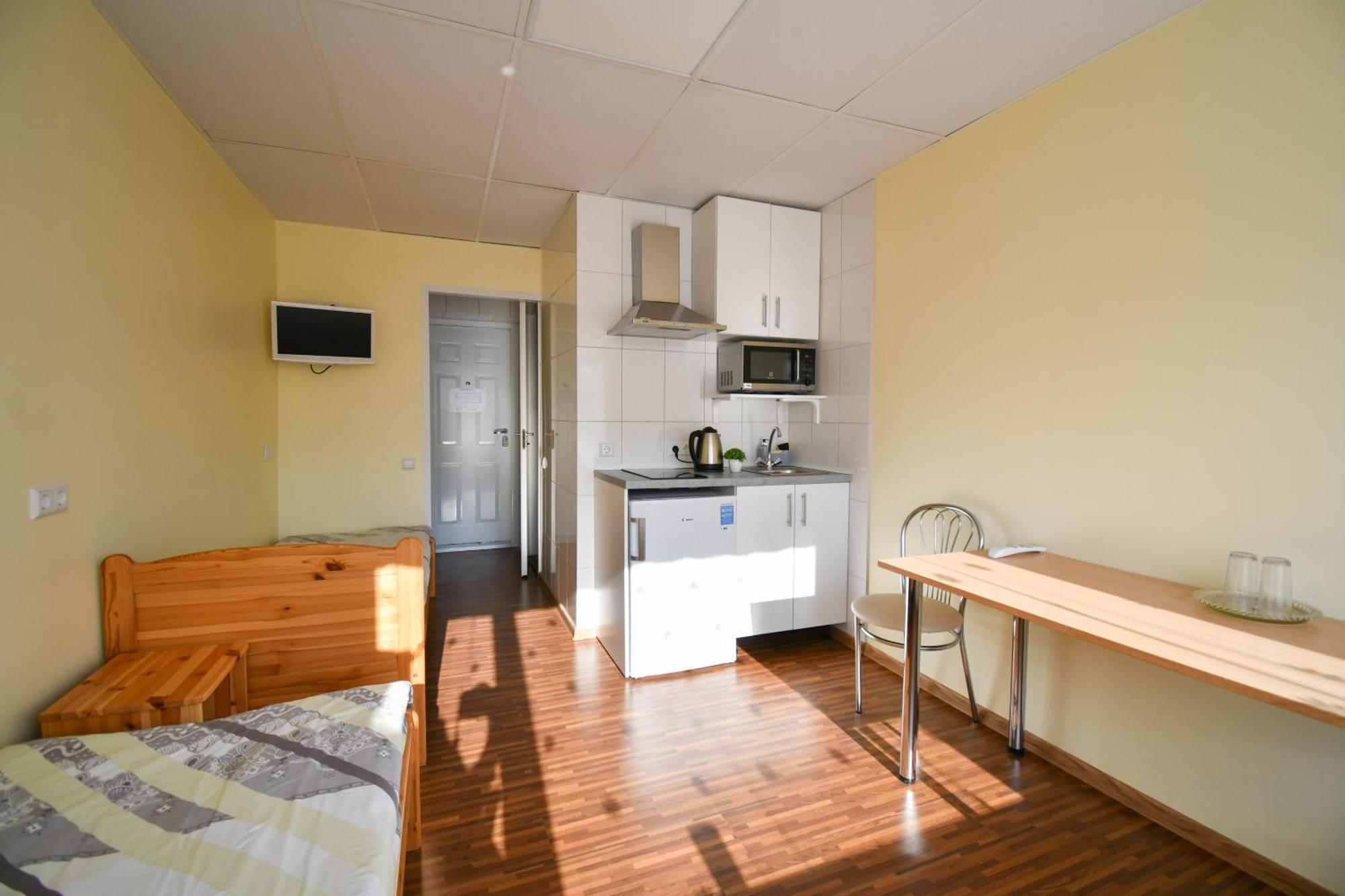 Hostel Nele Йигві Екстер'єр фото